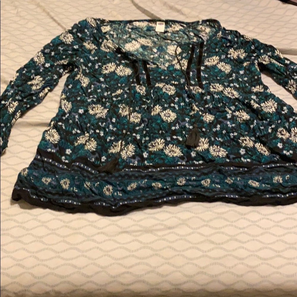 Old navy blouse